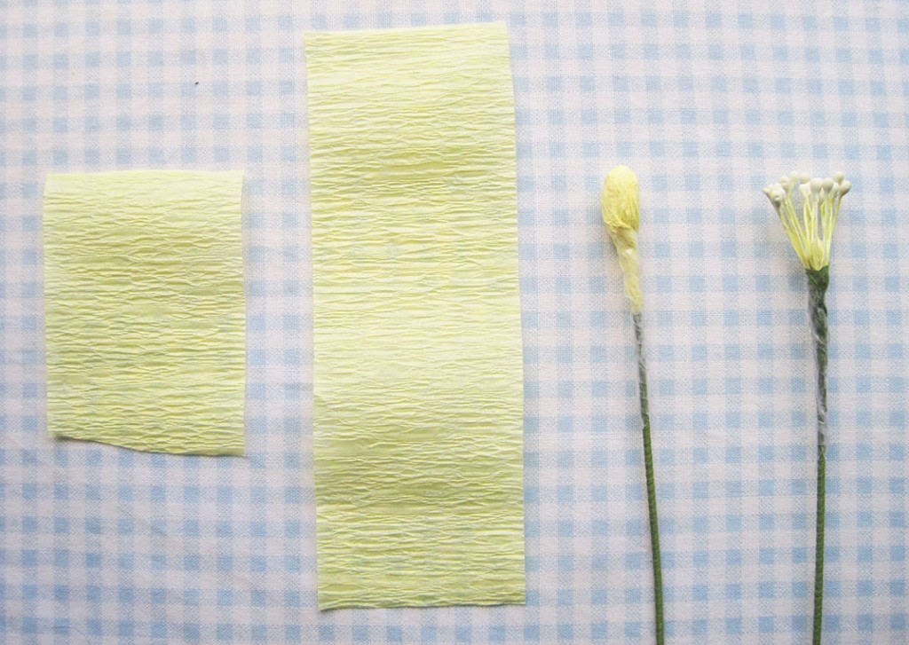 Crepe Paper Flowers Using Streamers and a Ruffler Foot – Tutorial – Q ...